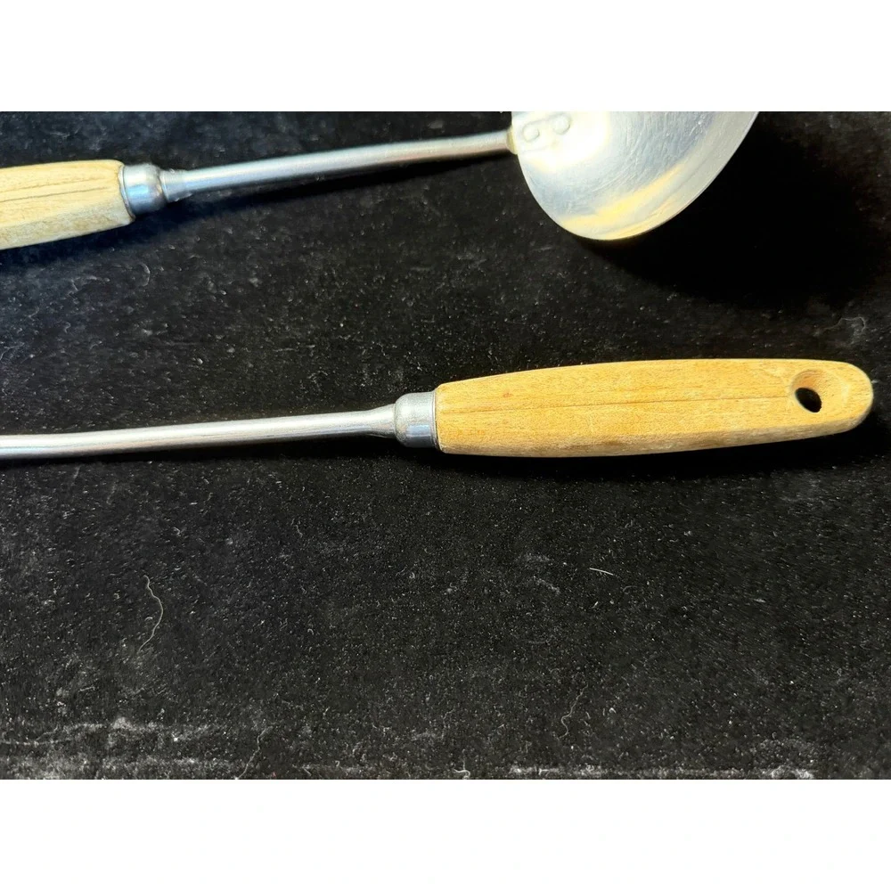 Ekco Eterna craftsmanship light line